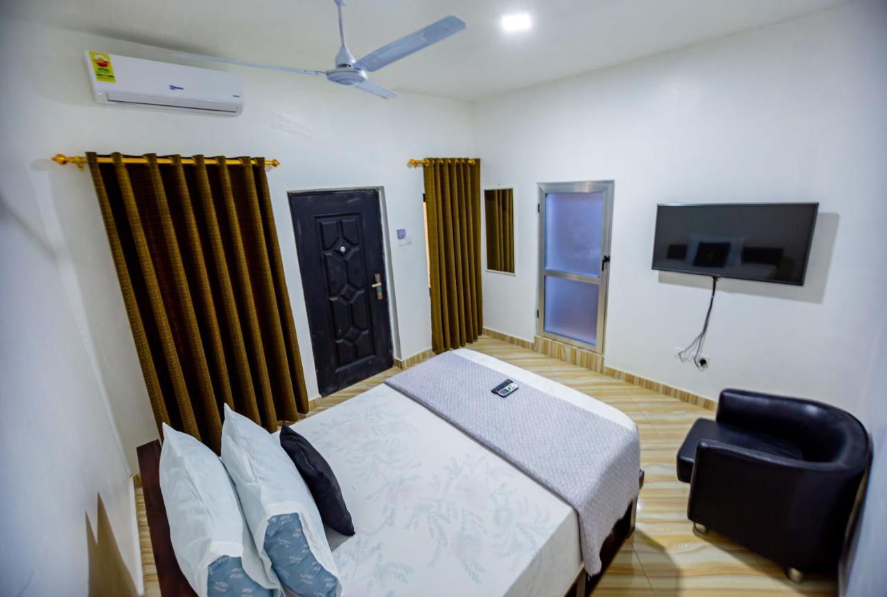 Nap Apartment Hotel Dansoman 외부 사진
