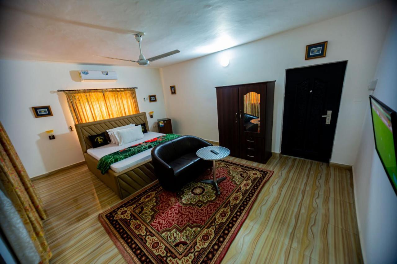 Nap Apartment Hotel Dansoman 외부 사진
