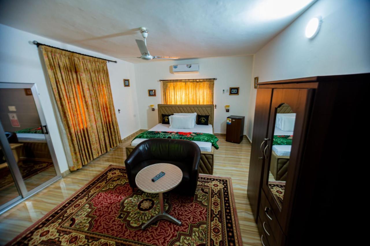 Nap Apartment Hotel Dansoman 외부 사진